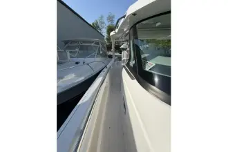 Thumbnail von Tiara Yachts 43LS