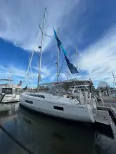 Thumbnail von Beneteau Oceanis 40.1