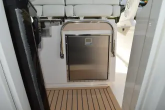 Thumbnail von Tiara Yachts 34 LS