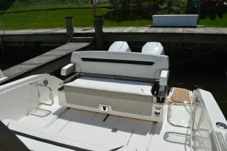 Thumbnail von Tiara Yachts 34 LS