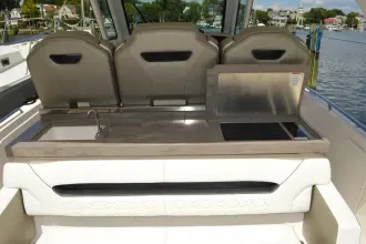 Thumbnail von Tiara Yachts 34 LS