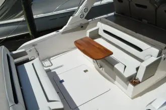 Thumbnail von Tiara Yachts 34 LS
