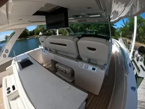Thumbnail von Tiara Yachts 43LS