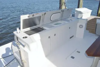 Thumbnail von Tiara Yachts EX60