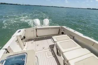 Thumbnail von Boston Whaler 320 Vantage