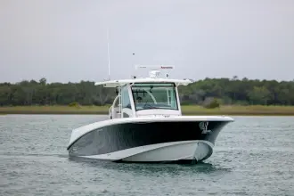 Thumbnail von Boston Whaler 370 Outrage
