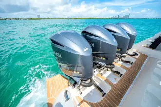 Thumbnail von Intrepid 475 Sport Yacht