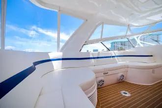 Thumbnail von Intrepid 475 Sport Yacht