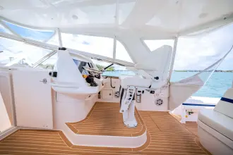 Thumbnail von Intrepid 475 Sport Yacht