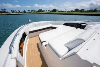 Thumbnail von Sea Ray 370 Sundancer Outboard