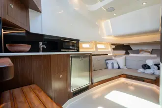 Thumbnail von Sea Ray 370 Sundancer Outboard
