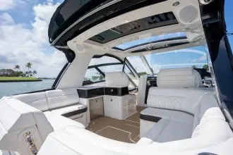Thumbnail von Sea Ray 370 Sundancer Outboard