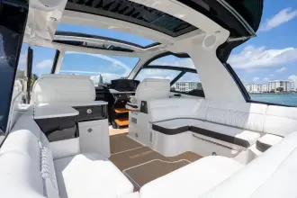 Thumbnail von Sea Ray 370 Sundancer Outboard