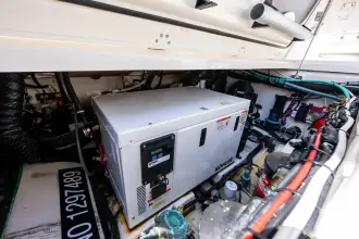 Thumbnail von Boston Whaler 345 Conquest BARB