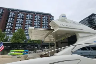 Thumbnail von Azimut 68