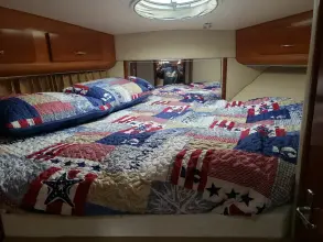 Thumbnail von Carver 444 Cockpit Motor Yacht