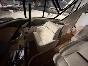 Thumbnail von Carver 396 Motor Yacht