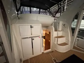 Thumbnail von Carver 396 Motor Yacht