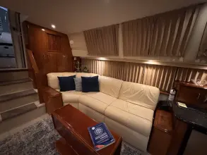 Thumbnail von Carver 396 Motor Yacht