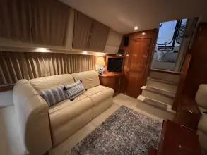 Thumbnail von Carver 396 Motor Yacht