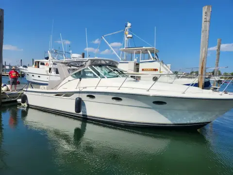 Tiara Yachts 3500 Open CRAZY LOVE