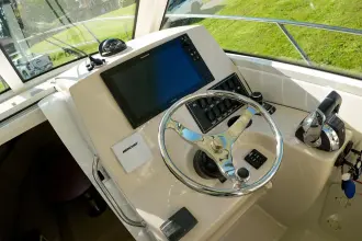 Thumbnail von Boston Whaler 285 Conquest Pilothouse