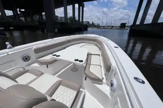 Thumbnail von Everglades 365 CC