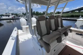 Thumbnail von Everglades 365 CC