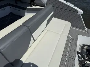 Thumbnail von Cruisers Yachts 38 GLS