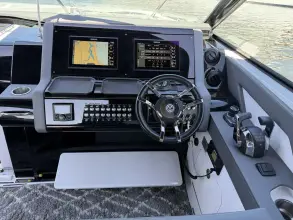 Thumbnail von Cruisers Yachts 38 GLS