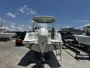 Thumbnail von Boston Whaler 240 Vantage