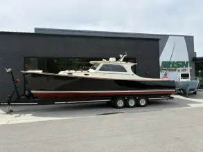 Thumbnail von Boston Whaler 325 Conquest