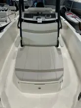 Thumbnail von Boston Whaler 220 Dauntless