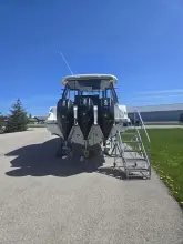 Thumbnail von Boston Whaler 350 Realm