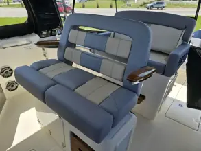 Thumbnail von Boston Whaler 350 Realm