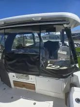 Thumbnail von Boston Whaler 350 Realm