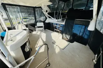 Thumbnail von Bayliner 4587 Motoryacht