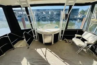 Thumbnail von Bayliner 4587 Motoryacht