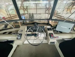 Thumbnail von Bayliner 4587 Motoryacht