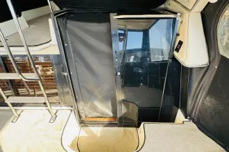 Thumbnail von Bayliner 4587 Motoryacht