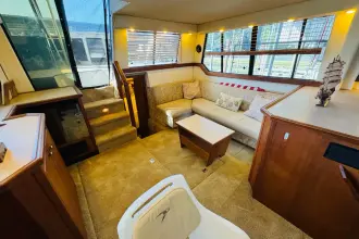 Thumbnail von Bayliner 4587 Motoryacht