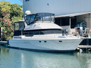 Thumbnail von Bayliner 4587 Motoryacht