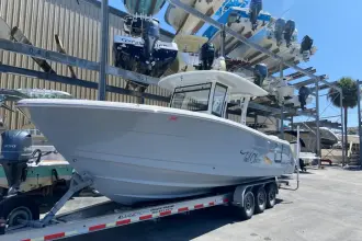 Robalo R302