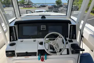 Thumbnail von Robalo R302
