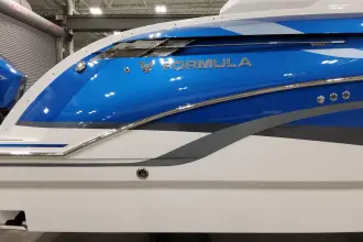Thumbnail von Formula 330 Bowrider