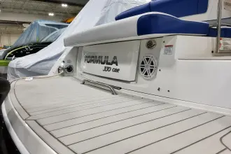 Thumbnail von Formula 330 Bowrider