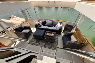 Thumbnail von Overseas PT52 COCKPIT MOTORYACHT Wine Knot