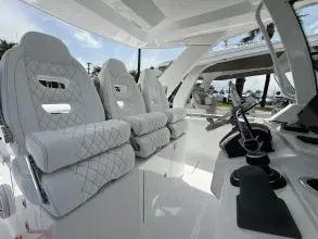 Thumbnail von Intrepid 35 Panacea