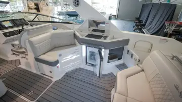 Thumbnail von Sea Ray SLX 310 Outboard
