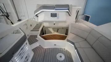 Thumbnail von Sea Ray SLX 310 Outboard